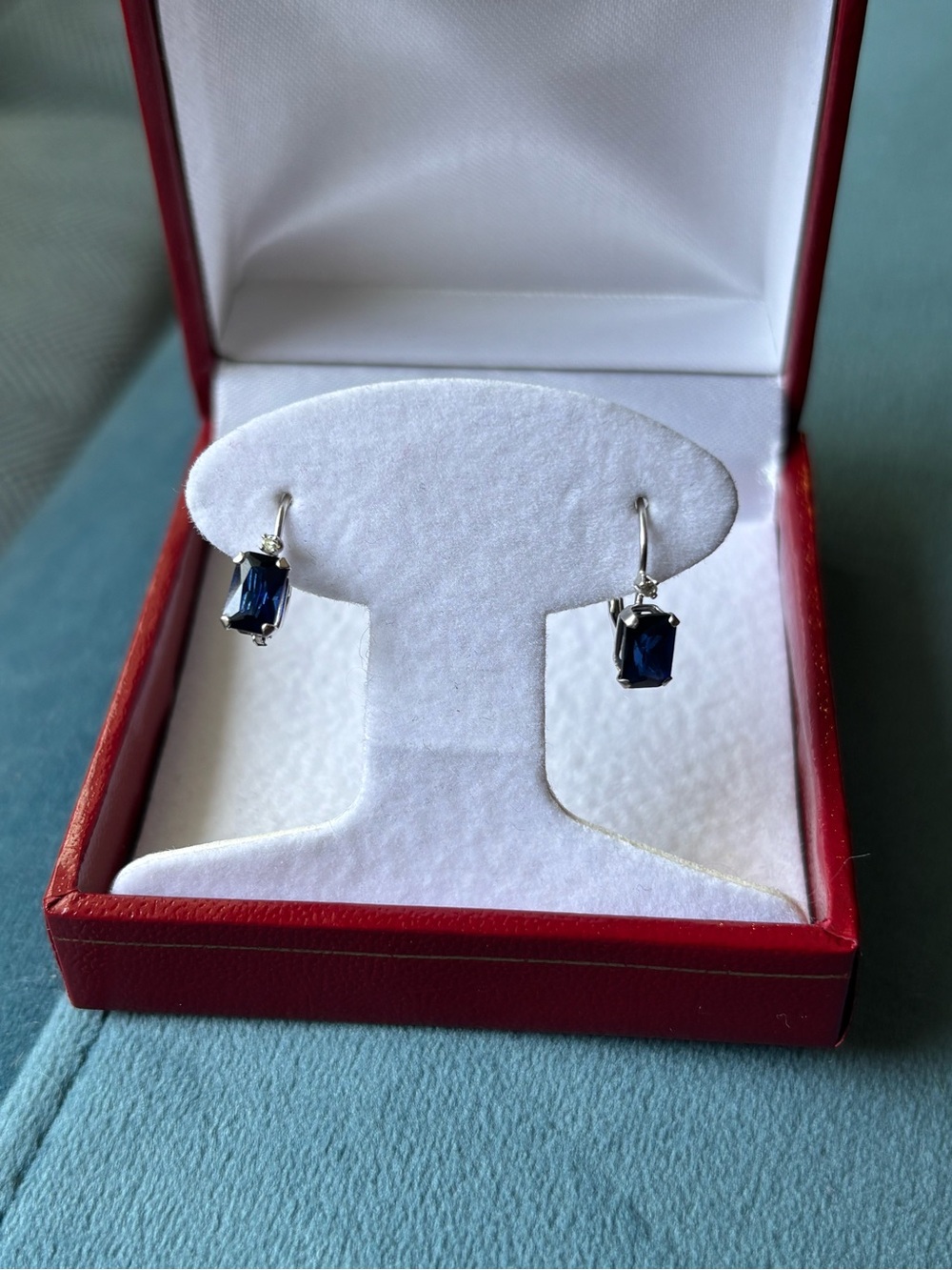 14K White Gold Sapphire Leverback Earrings